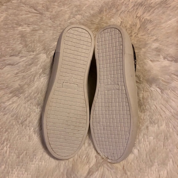 “NEW” Matisse Harry Snakeskin Slip-on Sneakers - Picture 6 of 6